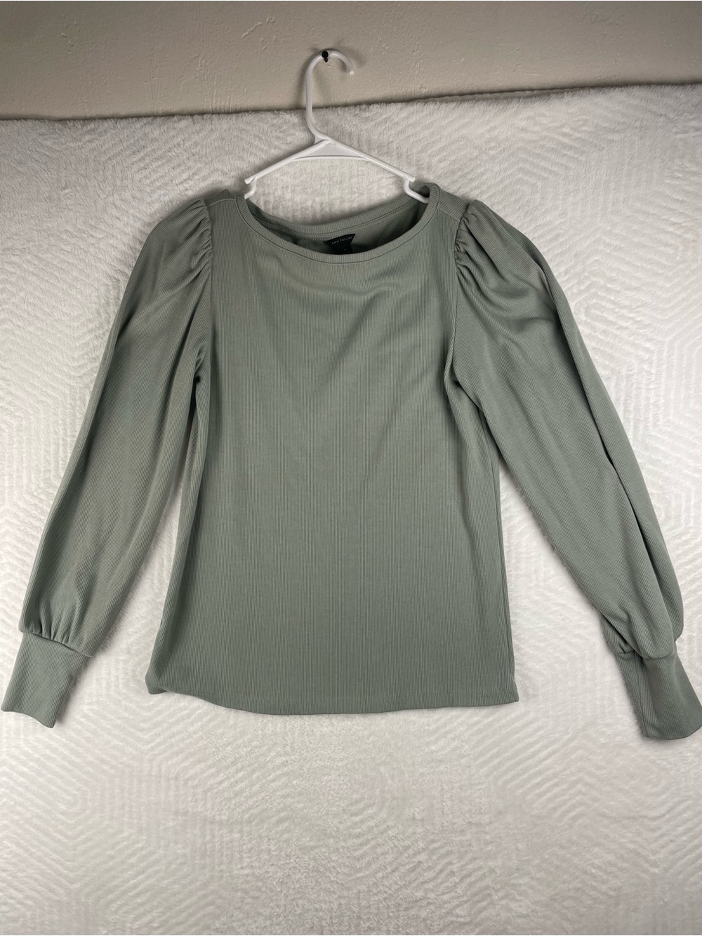 Ann Taylor Sage Green Long-Sleeve Puff Shoulder Top